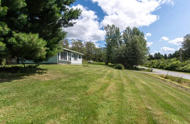 $100,000 | 104 Dufour Road, Madawaska, ME 04756
