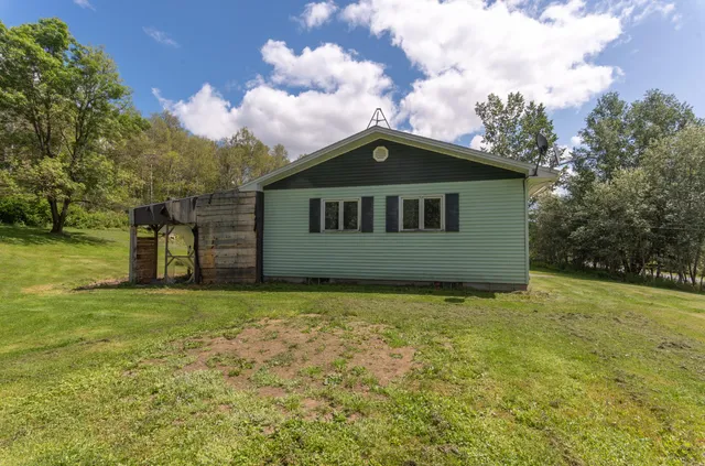 $100,000 | 104 Dufour Road, Madawaska, ME 04756