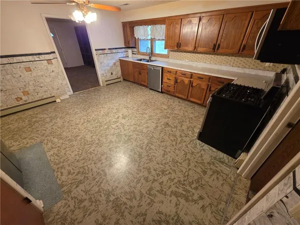 $169,900 | 1604 College Street, Lamar, MO 64759