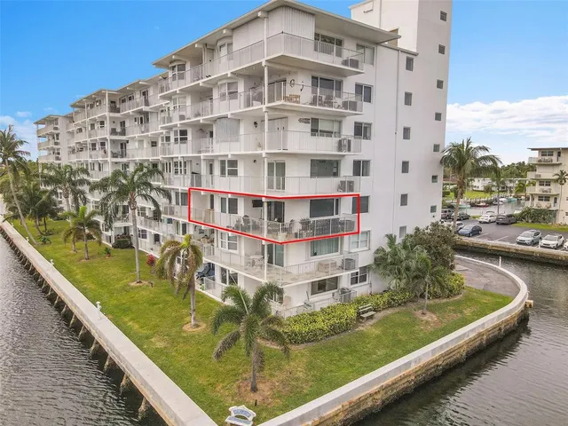 $389,788 | 1536 Southeast 15th Court, Unit 310, Deerfield Beach, FL 33441