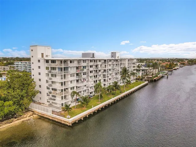 $389,788 | 1536 Southeast 15th Court, Unit 310, Deerfield Beach, FL 33441
