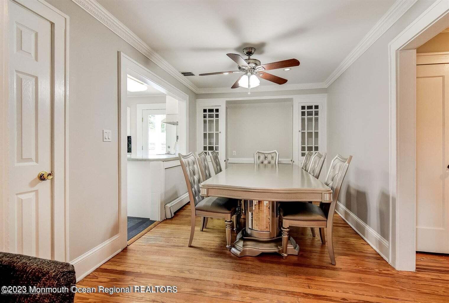 152 Monmouth Road Oakhurst, NJ 07755 - Photo 3 of 8 20230619183623316498000000-o
