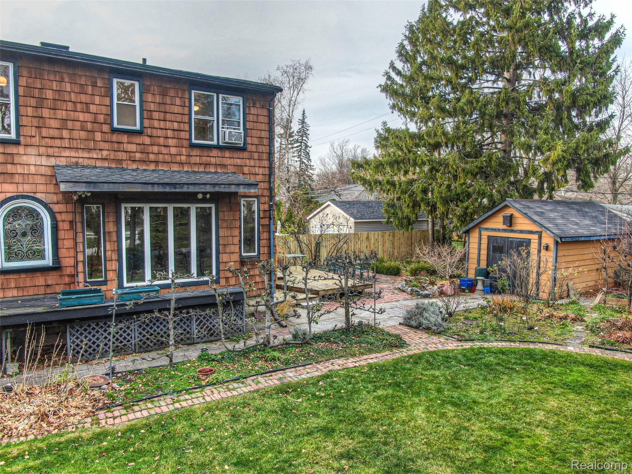 85 Amherst Road Pleasant Ridge, MI 48069 - Photo 22 of 43 -12.jpg