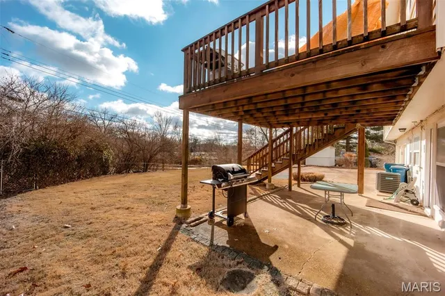 $339,900 | 624 Sandy Oak Drive, Manchester, MO 63021