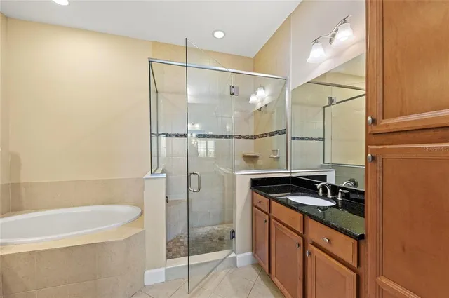 $1,125,000 | 266 Sapphire Lake Drive, Unit 202, Bradenton, FL 34209