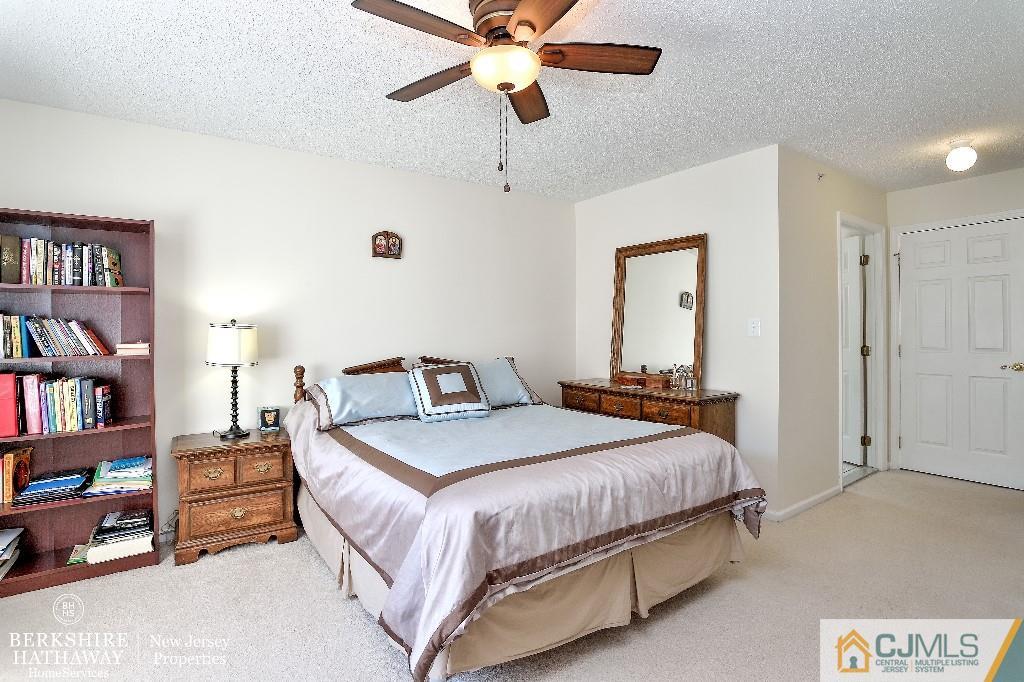 184 Prestwick Way Edison, NJ 08820 - Photo 13 of 18 Gallery Image 13