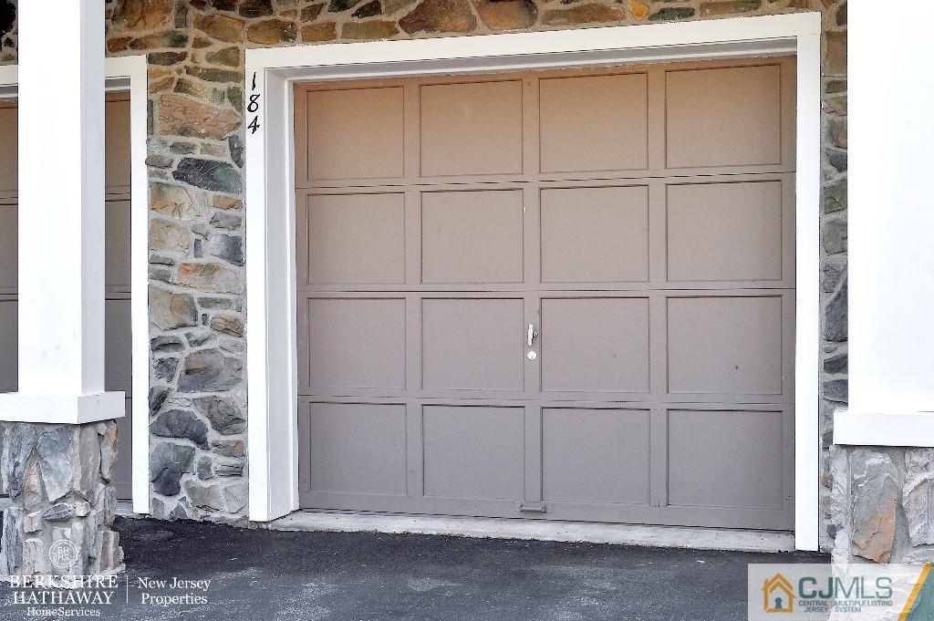 184 Prestwick Way Edison, NJ 08820 - Photo 17 of 18 Gallery Image 17