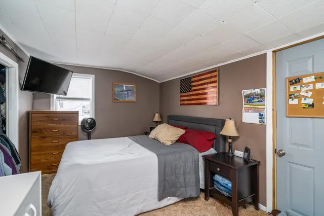 $144,900 | 1221 Knight Avenue North, Thief River Falls, MN 56701