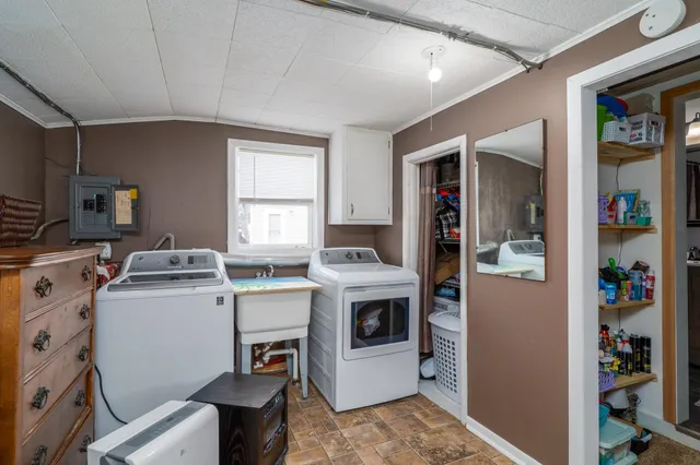 $144,900 | 1221 Knight Avenue North, Thief River Falls, MN 56701