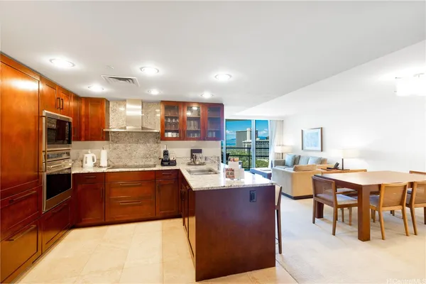 $7,300 | 223 Saratoga Road, Unit 1711, Honolulu, HI 96815