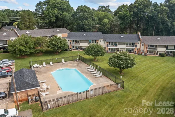 $1,195 | 4605 Coronado Drive, Unit Q, Charlotte, NC 28212