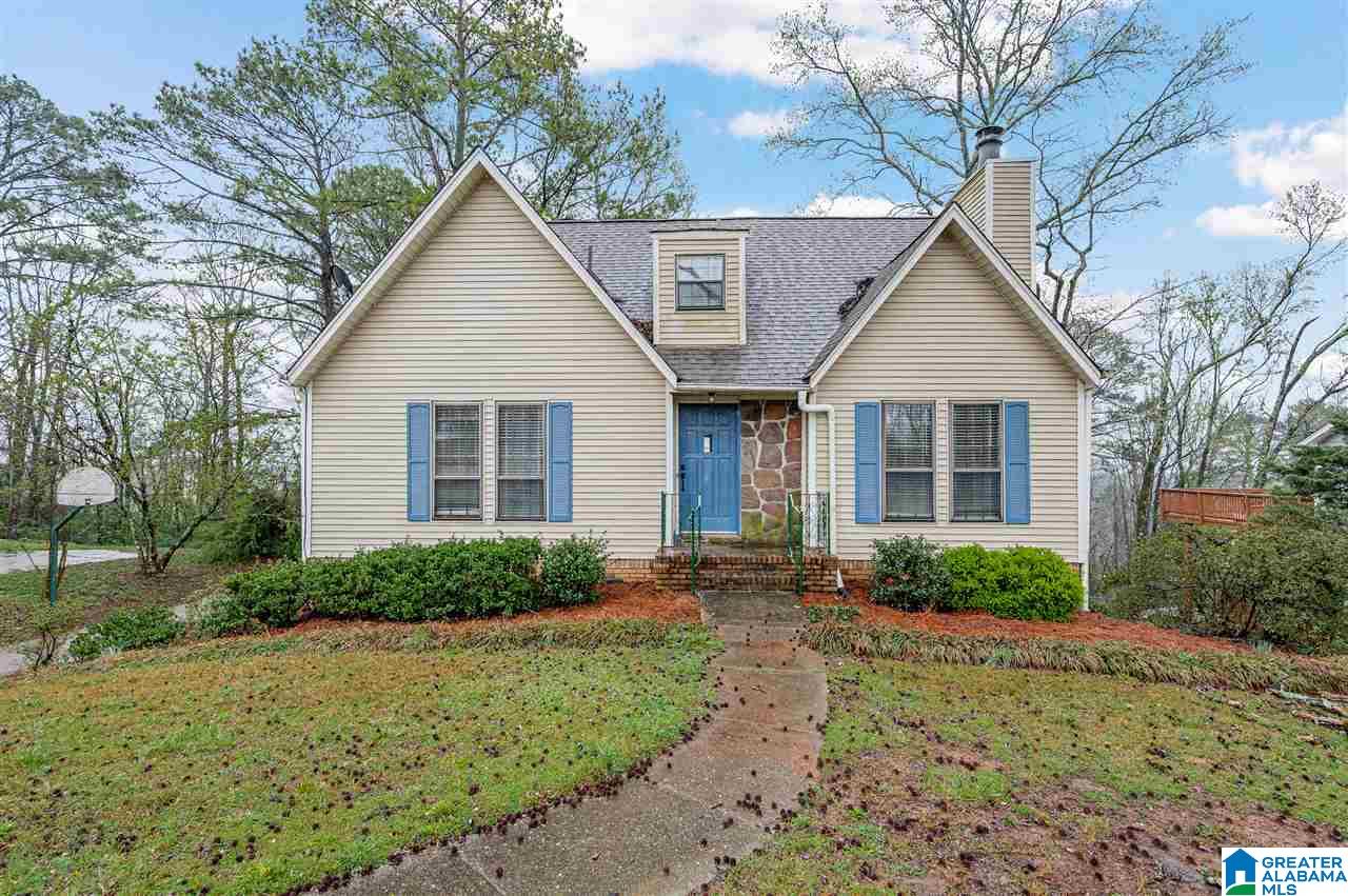 65 Shades Crest Road Hoover, AL 35226 - Photo 1 of 36