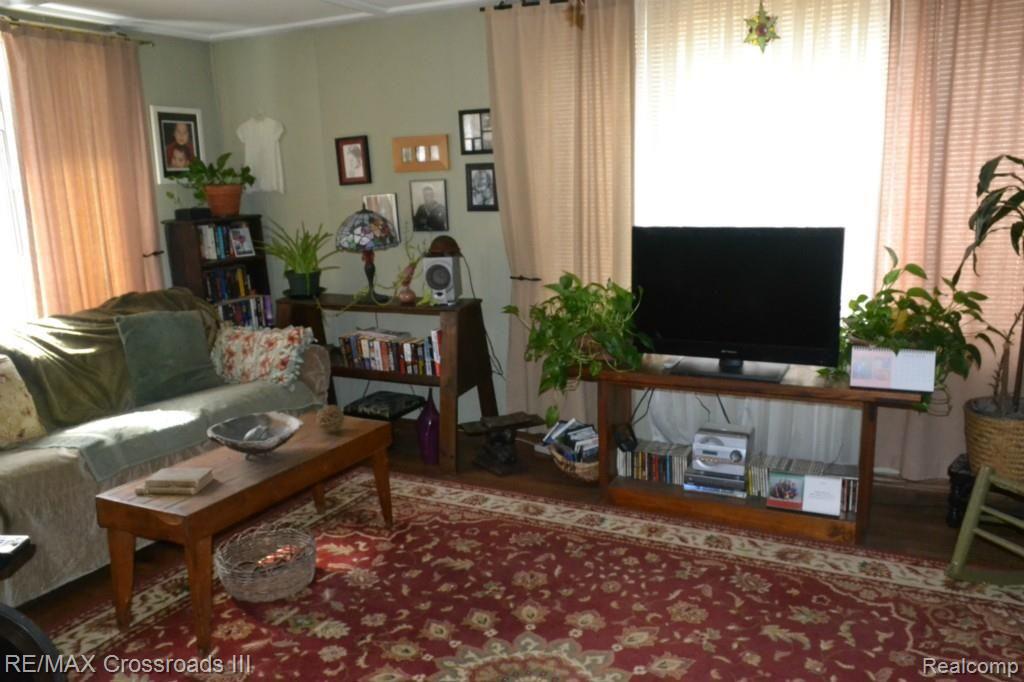 10151 Belleville Road Belleville, MI 48111 - Photo 15 of 18 DSC_0085.jpg