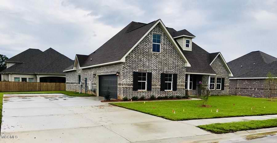 3001 Rue Dominique D'Iberville, MS 39540 - Photo 2 of 5 AG320 Front Exterior 2