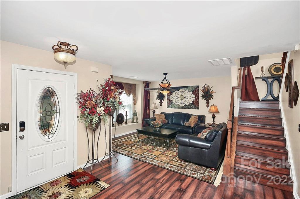 7712 Kuck Road Mint Hill, NC 28227 - Photo 4 of 34 Gallery Image 4