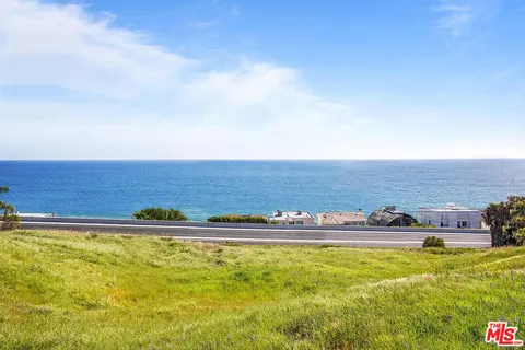 a view of an ocean view