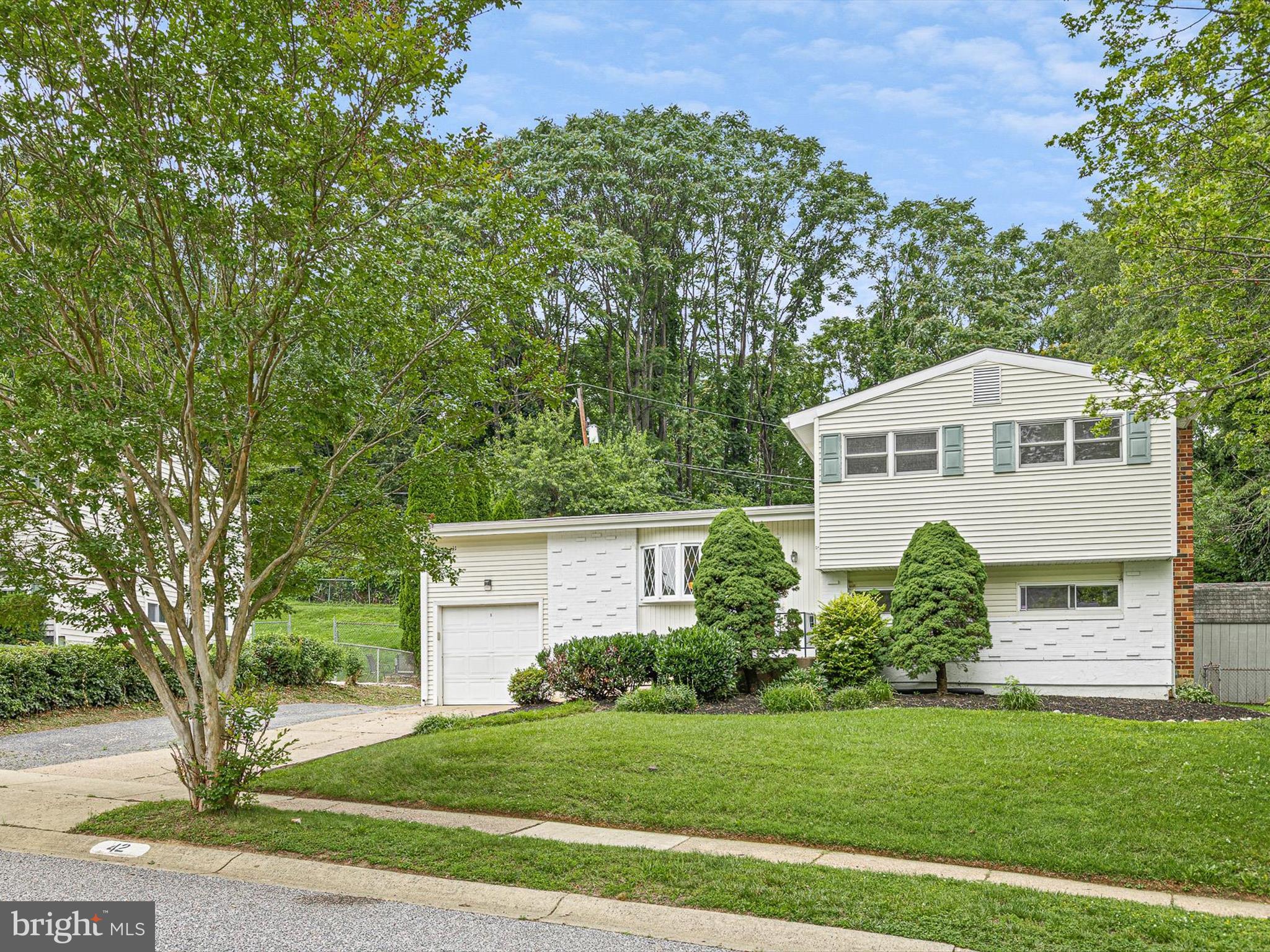 42 Osage Road Claymont, DE 19703 - Photo 3 of 29 Gallery Image 3