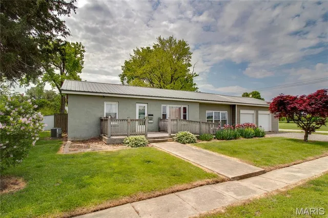 $99,000 | 1010 Walnut, Greenfield, IL 62044