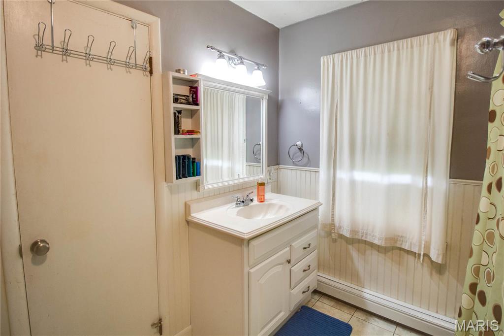 1010 Walnut Greenfield, IL 62044 - Photo 23 of 28