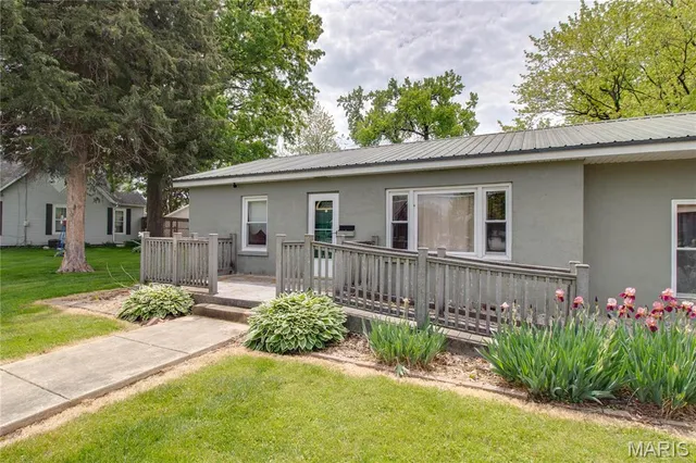 $99,000 | 1010 Walnut, Greenfield, IL 62044