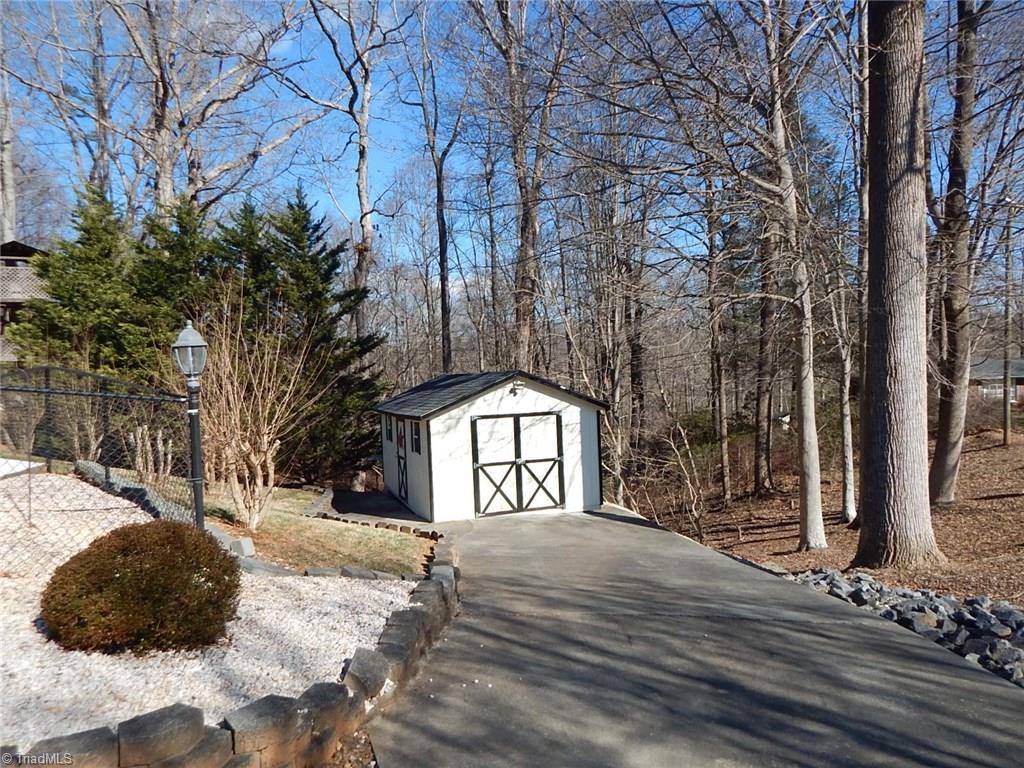 151 Bon Aire Road Elkin, NC 28621 - Photo 2 of 17 Gallery Image 2