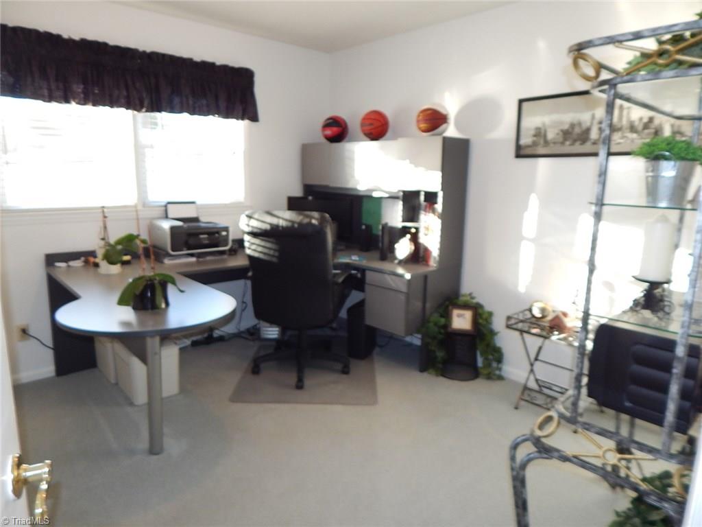 151 Bon Aire Road Elkin, NC 28621 - Photo 11 of 17 Gallery Image 11
