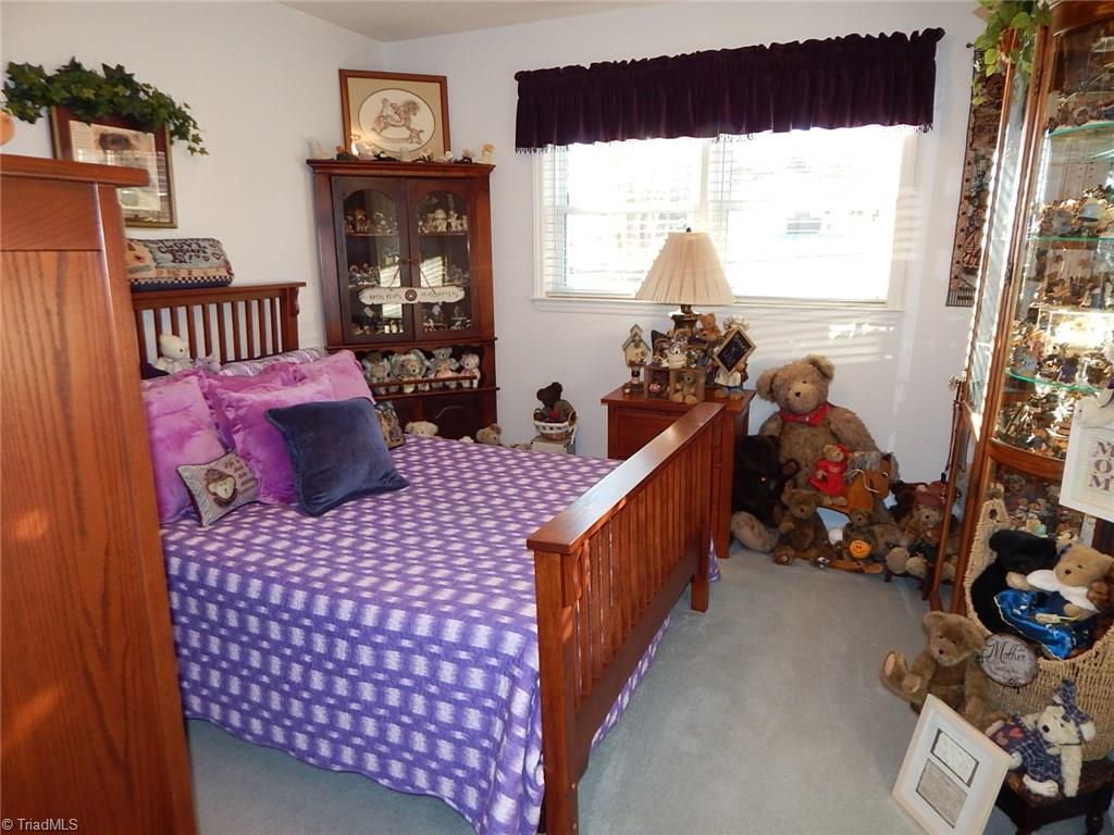 151 Bon Aire Road Elkin, NC 28621 - Photo 9 of 17 Gallery Image 9