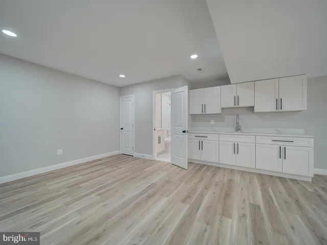 $3,990 | 4432 Indigo Lane, Harwood, MD 20776