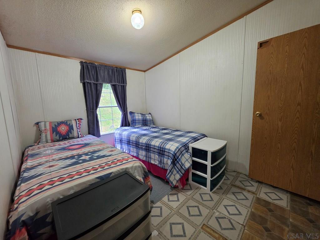 282 Old Rocky Road Johnstown, PA 15905 - Photo 11 of 15