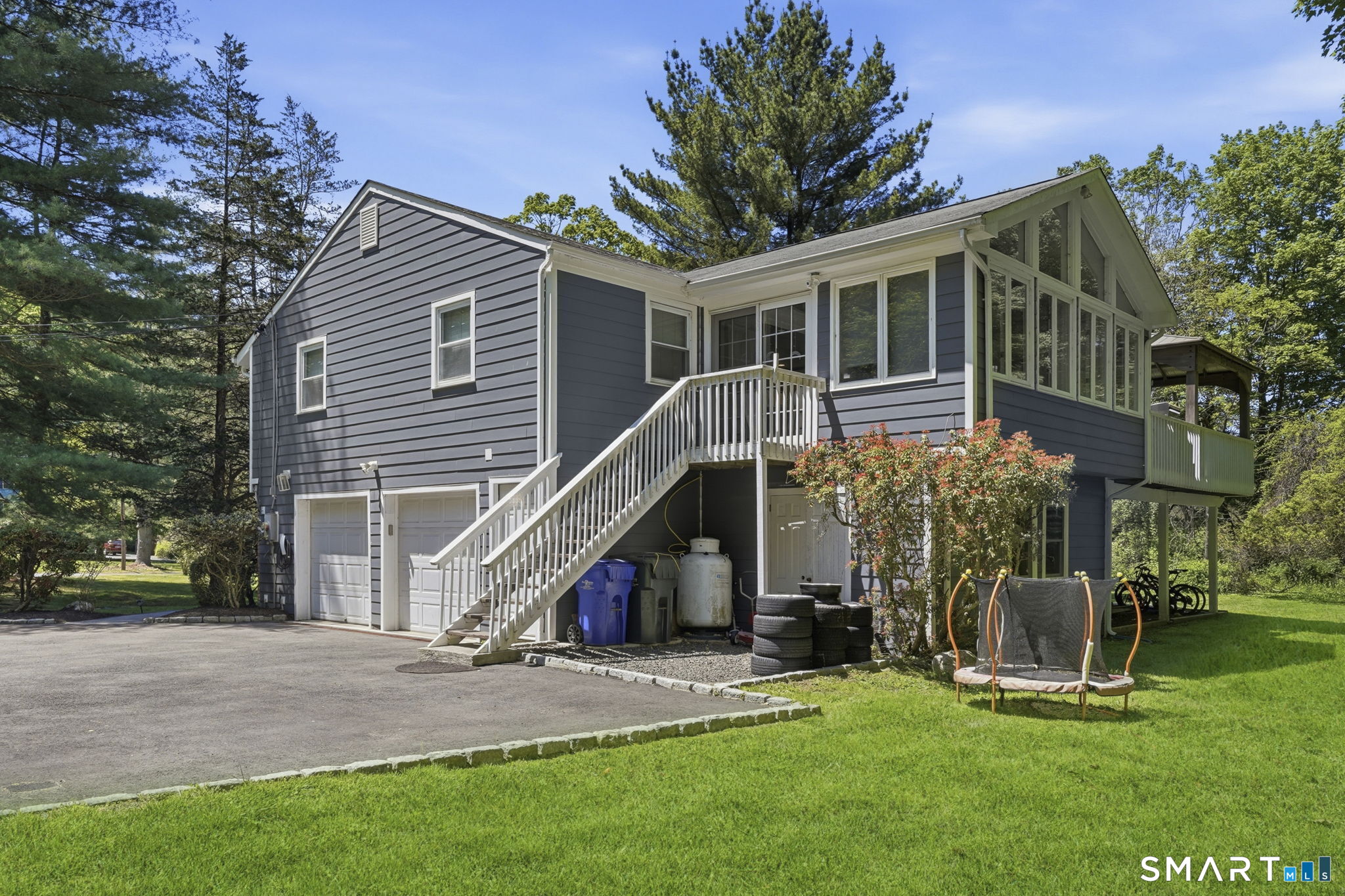 22 Cobblestone Place Wilton, CT 06897 - Photo 3 of 39