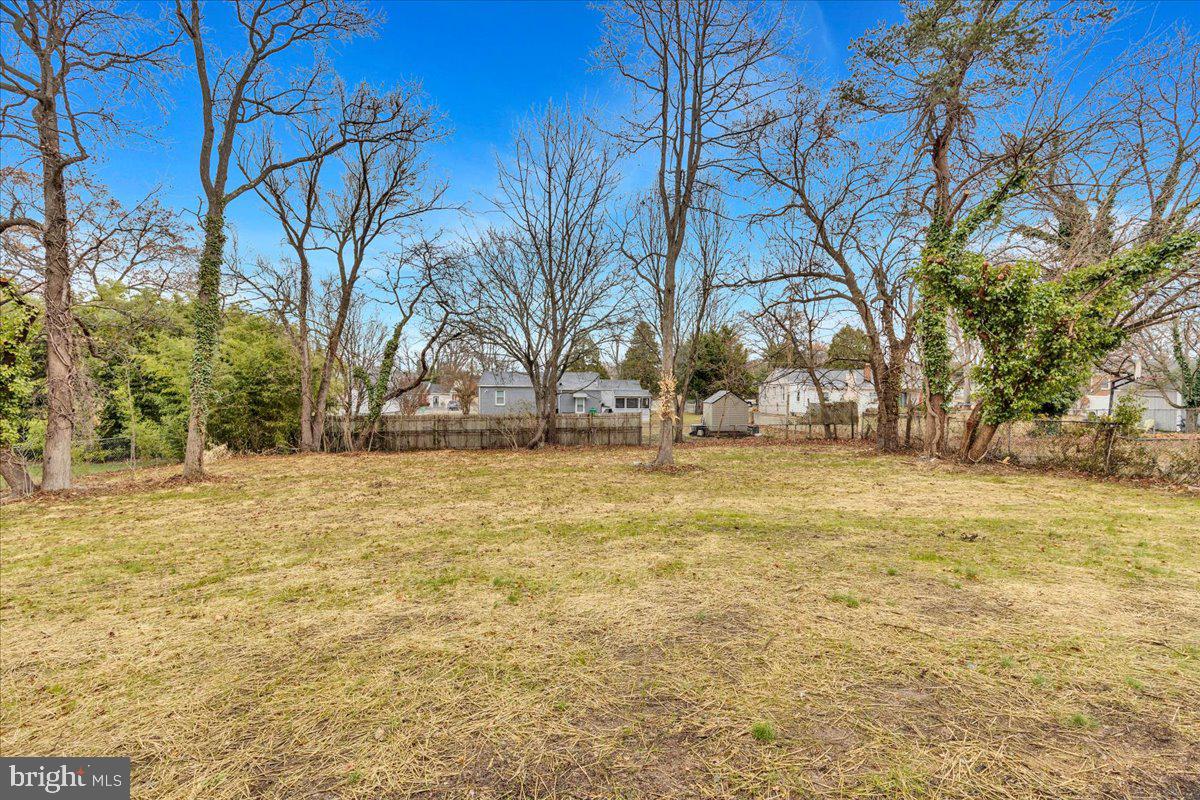 6012 Griffith Drive Suitland, MD 20746 - Photo 27 of 29 back yard