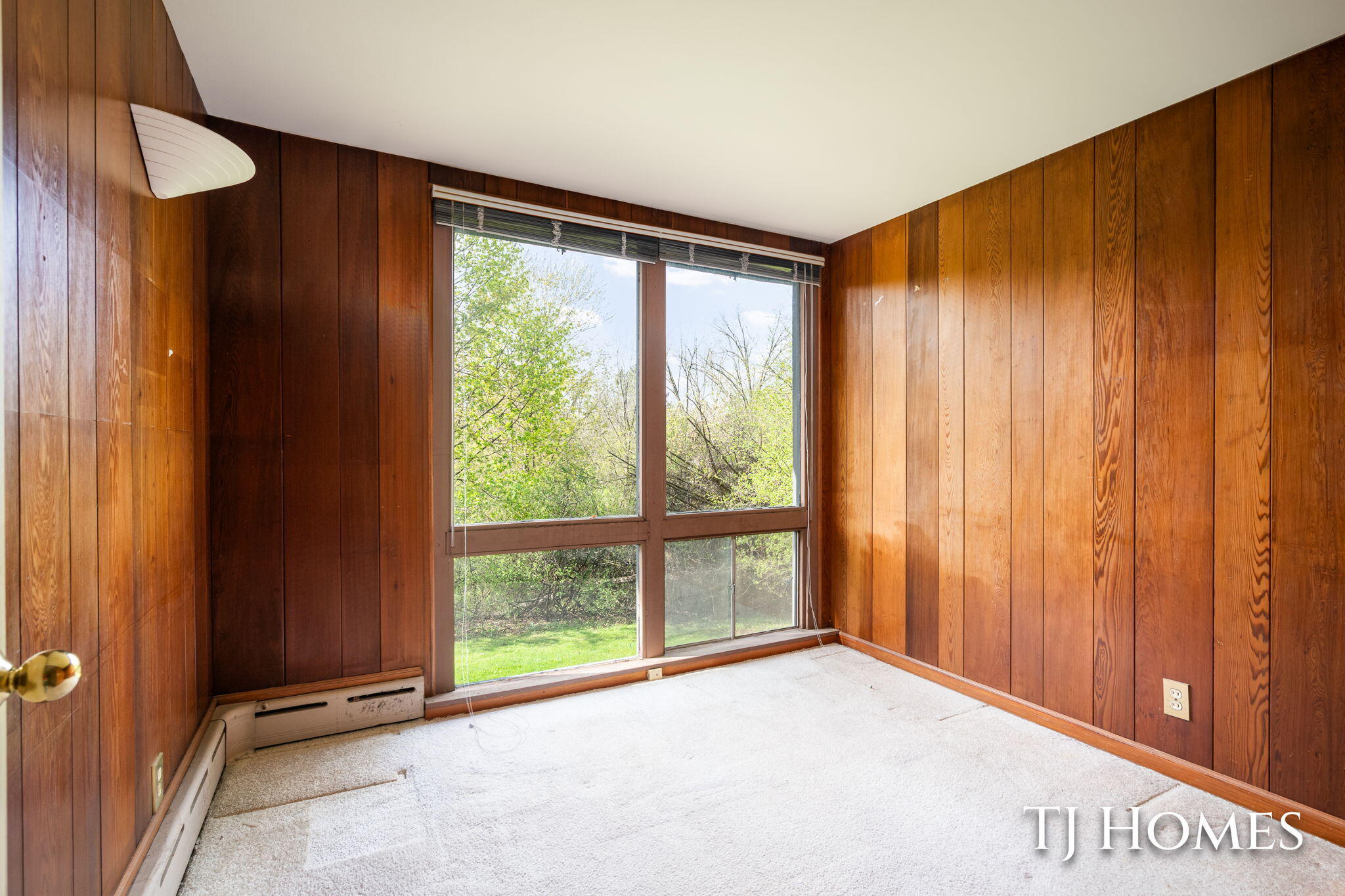 2914 Cascade Road Southeast Grand Rapids, MI 49506 - Photo 10 of 46 31-web-or-mls-2914 Cascade Rd SE-22