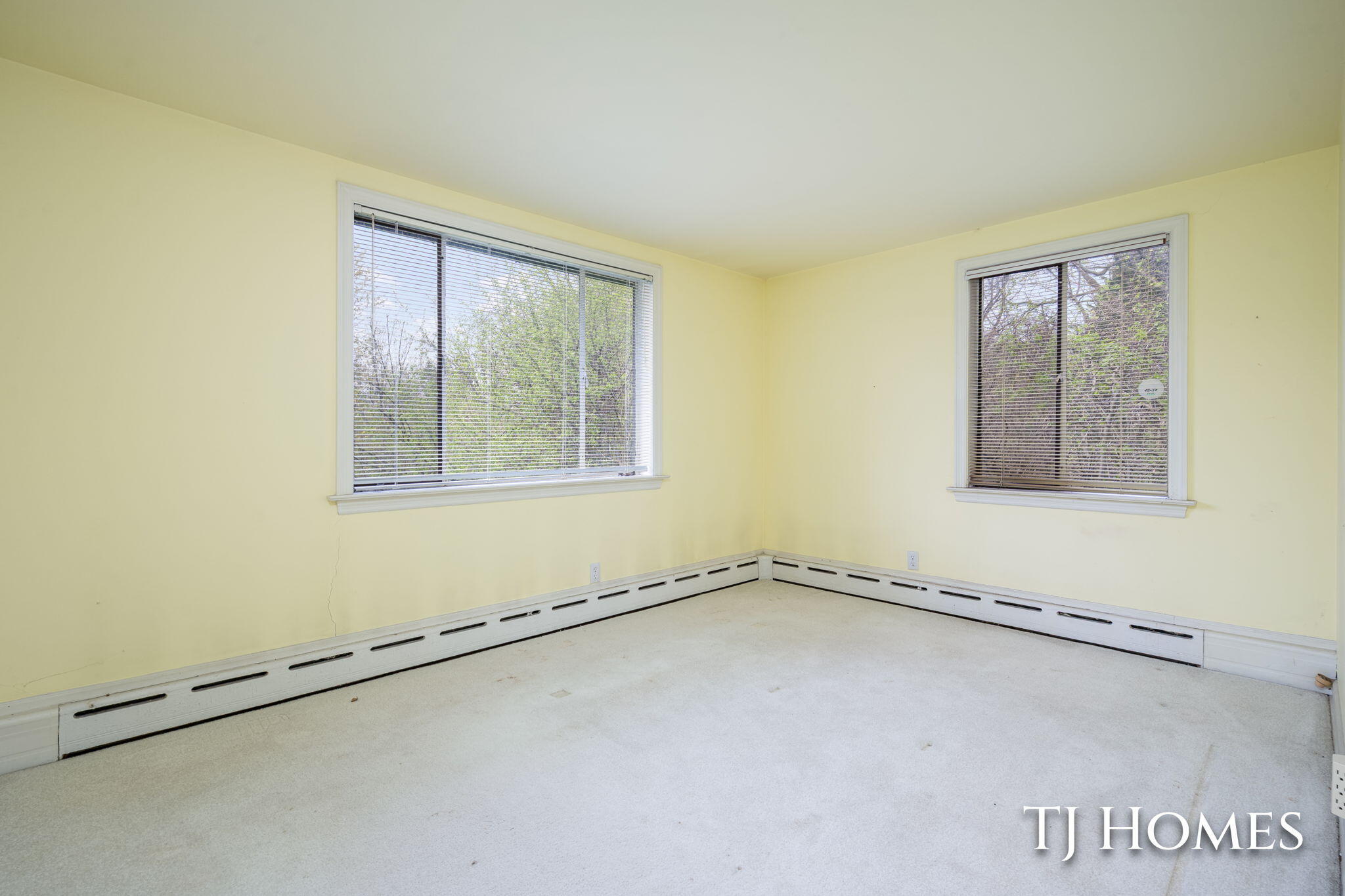 2914 Cascade Road Southeast Grand Rapids, MI 49506 - Photo 11 of 46 32-web-or-mls-2914 Cascade Rd SE-23