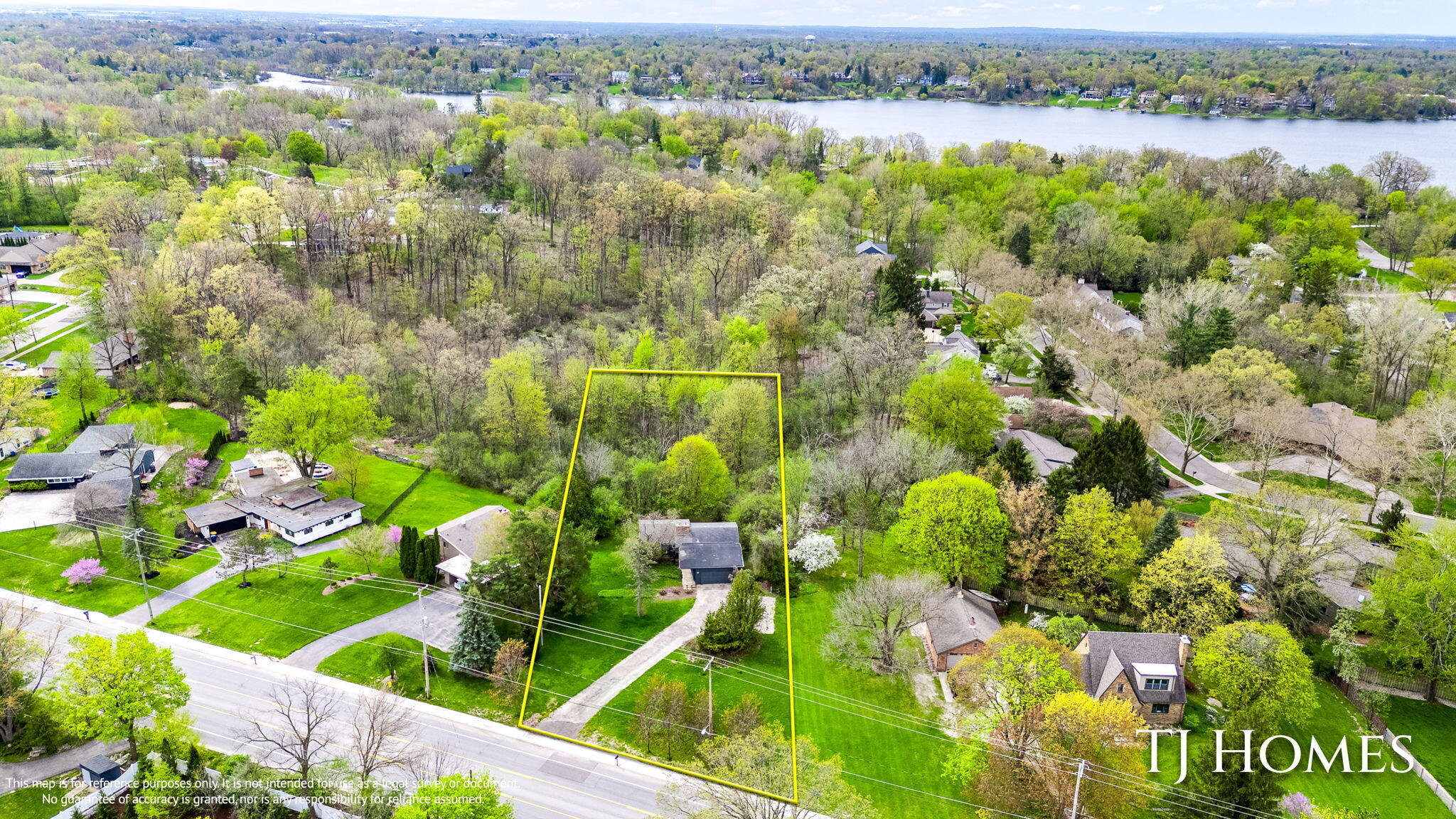 2914 Cascade Road Southeast Grand Rapids, MI 49506 - Photo 2 of 46 1-web-or-mls-2914 Cascade Rd SE aerial-1