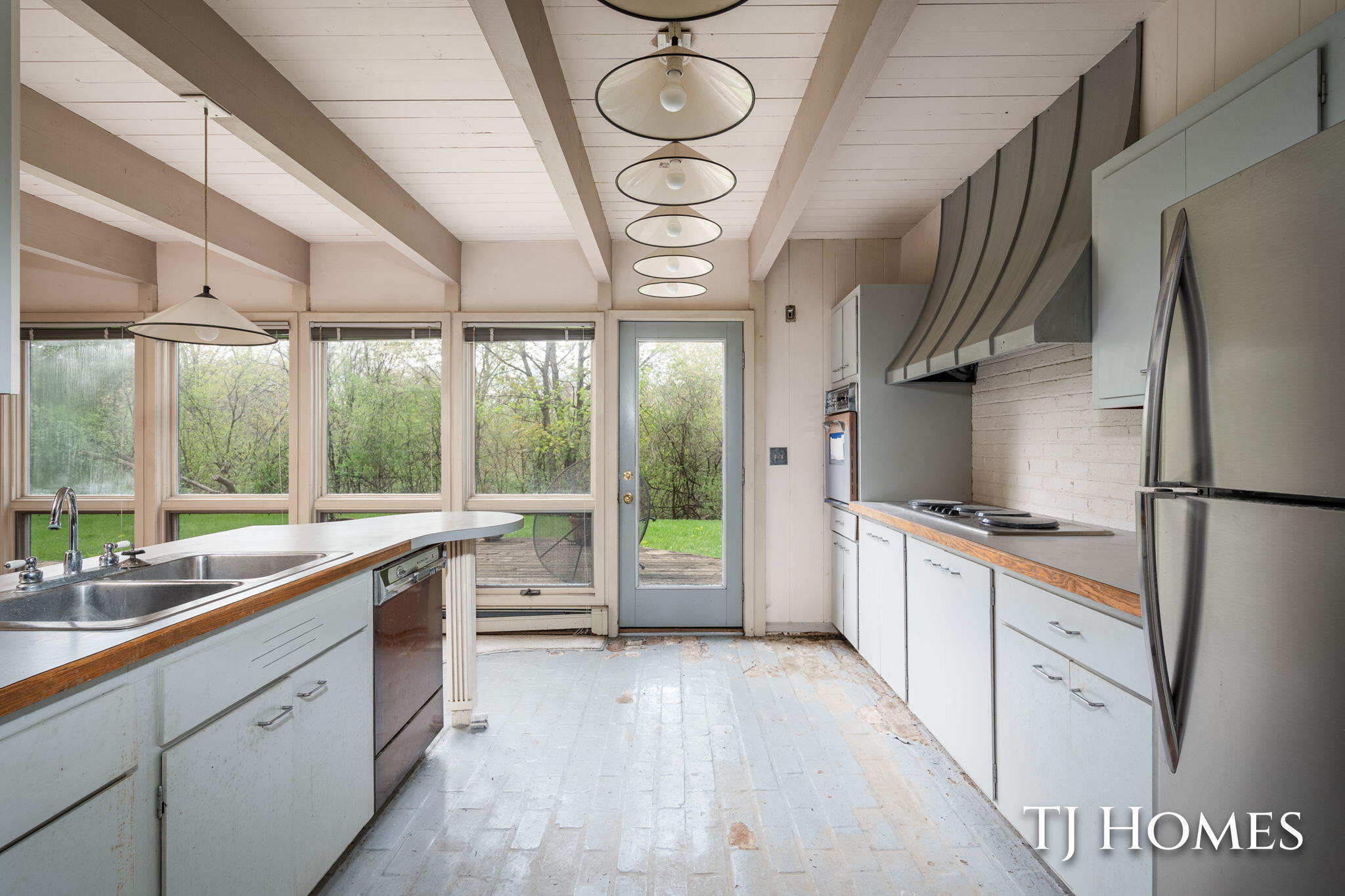 2914 Cascade Road Southeast Grand Rapids, MI 49506 - Photo 26 of 46 26-web-or-mls-2914 Cascade Rd SE-17