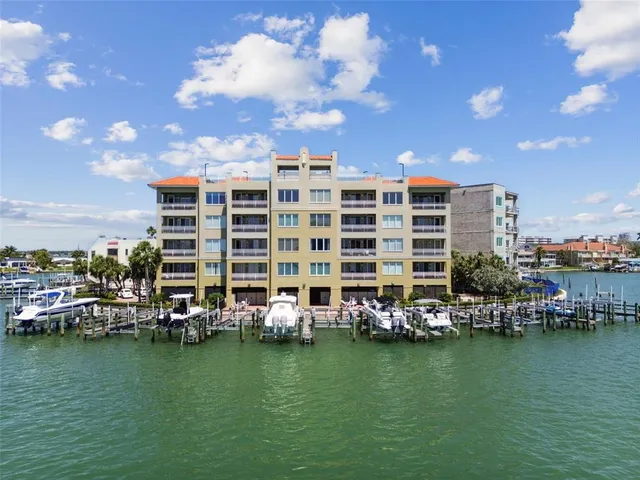 $5,900 | 200 Skiff Point, Unit 202, Clearwater Beach, FL 33767