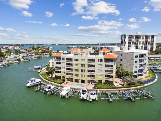 $5,900 | 200 Skiff Point, Unit 202, Clearwater Beach, FL 33767