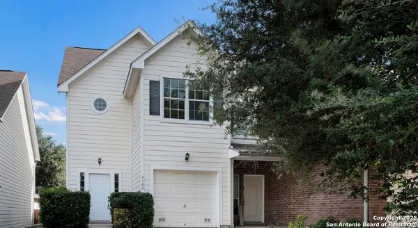 $1,650 | 4142 St Charles Bay, San Antonio, TX 78229