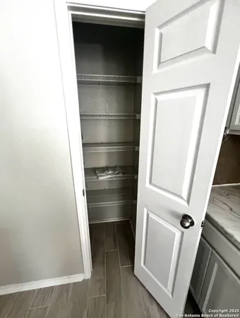 $1,650 | 4142 St Charles Bay, San Antonio, TX 78229