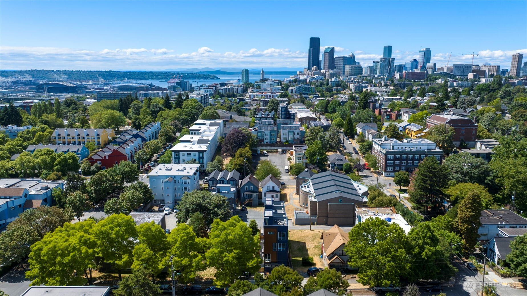 115 22nd Avenue, Unit A Seattle, WA 98122 - Photo 37 of 39