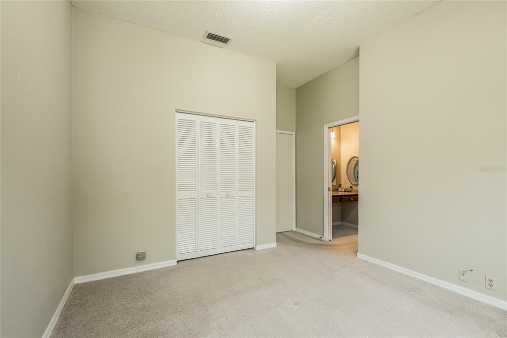690 Weathersfield Drive Dunedin, FL 34698 - Photo 31 of 58
