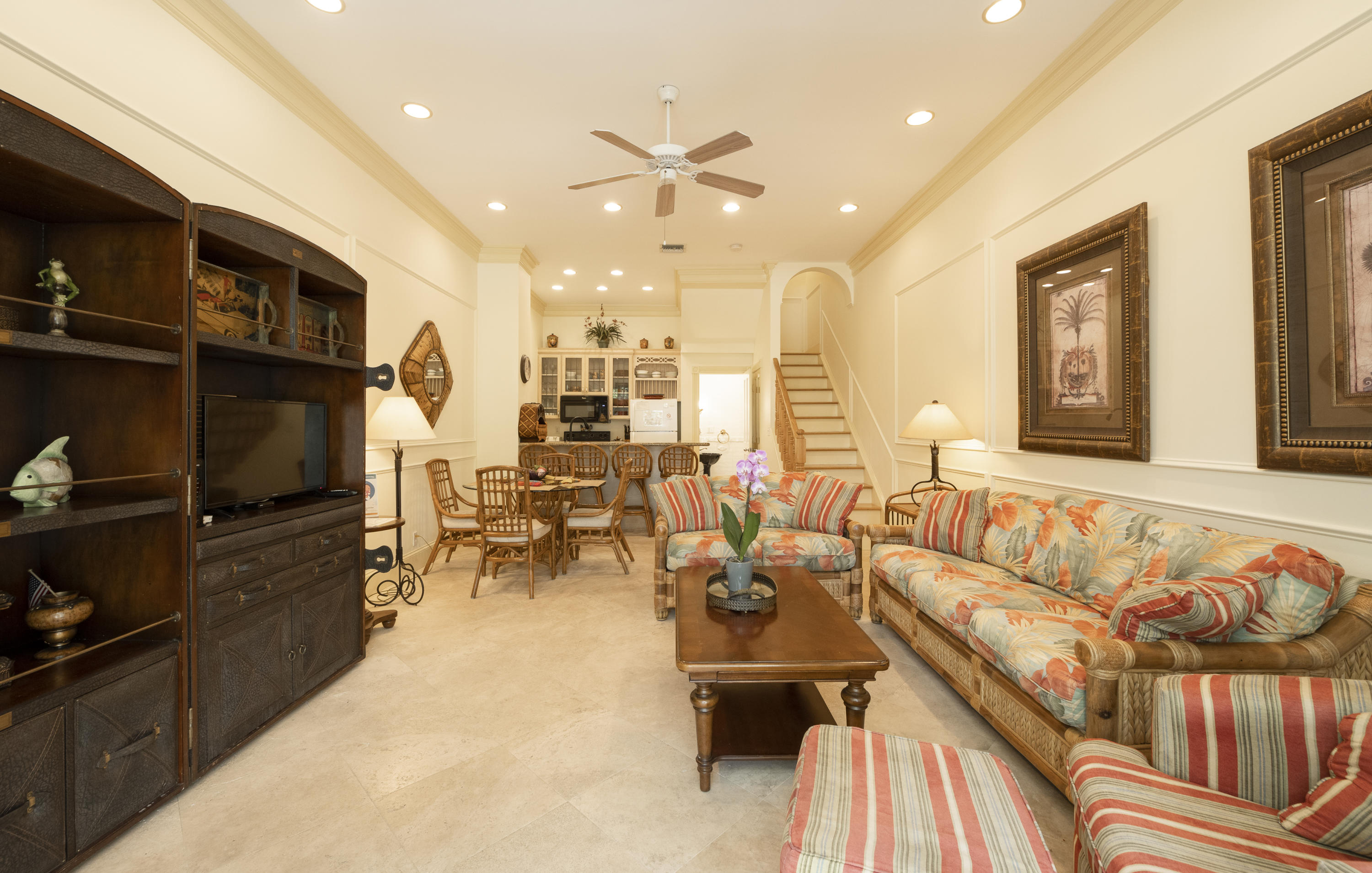101 Front Street, Unit 5 Key West, FL 33040 - Photo 3 of 36 a living room with furniture