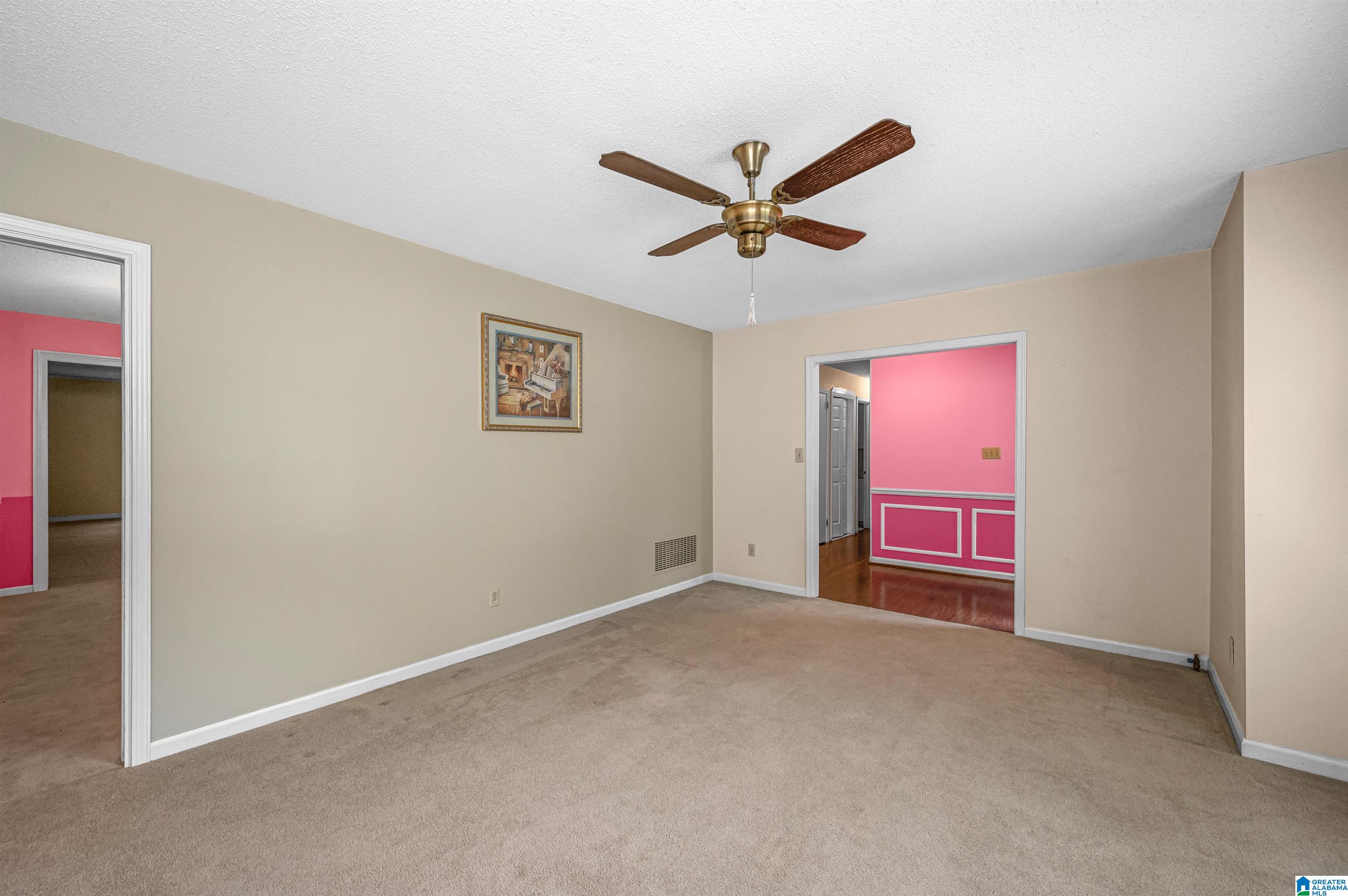 933 Ryecroft Road Pelham, AL 35124 - Photo 6 of 42 Gallery Image 6