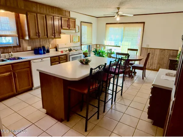 $299,000 | 276 Salem Church Road, Grenada, MS 38901