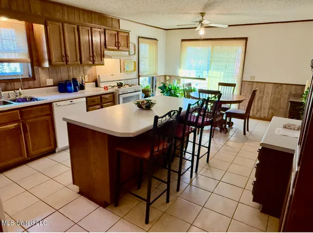 $299,000 | 276 Salem Church Road, Grenada, MS 38901