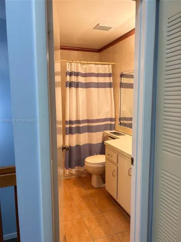 $2,500 | 6460 Northwest 192nd Terrace, Unit 6460, Hialeah, FL 33015