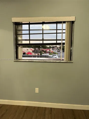 $2,500 | 6460 Northwest 192nd Terrace, Unit 6460, Hialeah, FL 33015