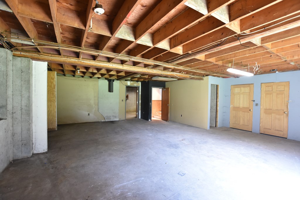 246 Mattity Road North Smithfield, RI 02896 - Photo 13 of 15