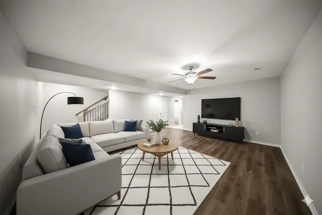 $2,650 | 605 Poplar Court, Belton, MO 64012