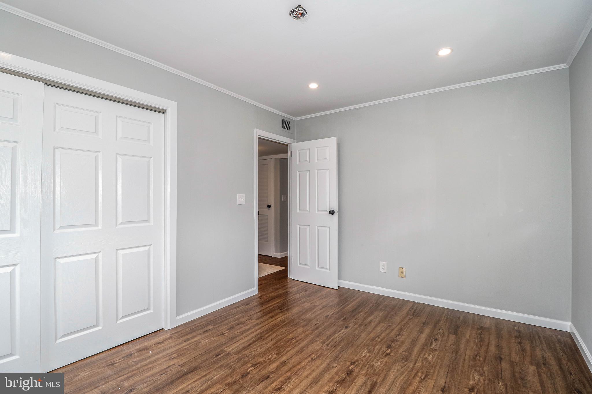 55 Farrell Avenue Ewing, NJ 08618 - Photo 18 of 32